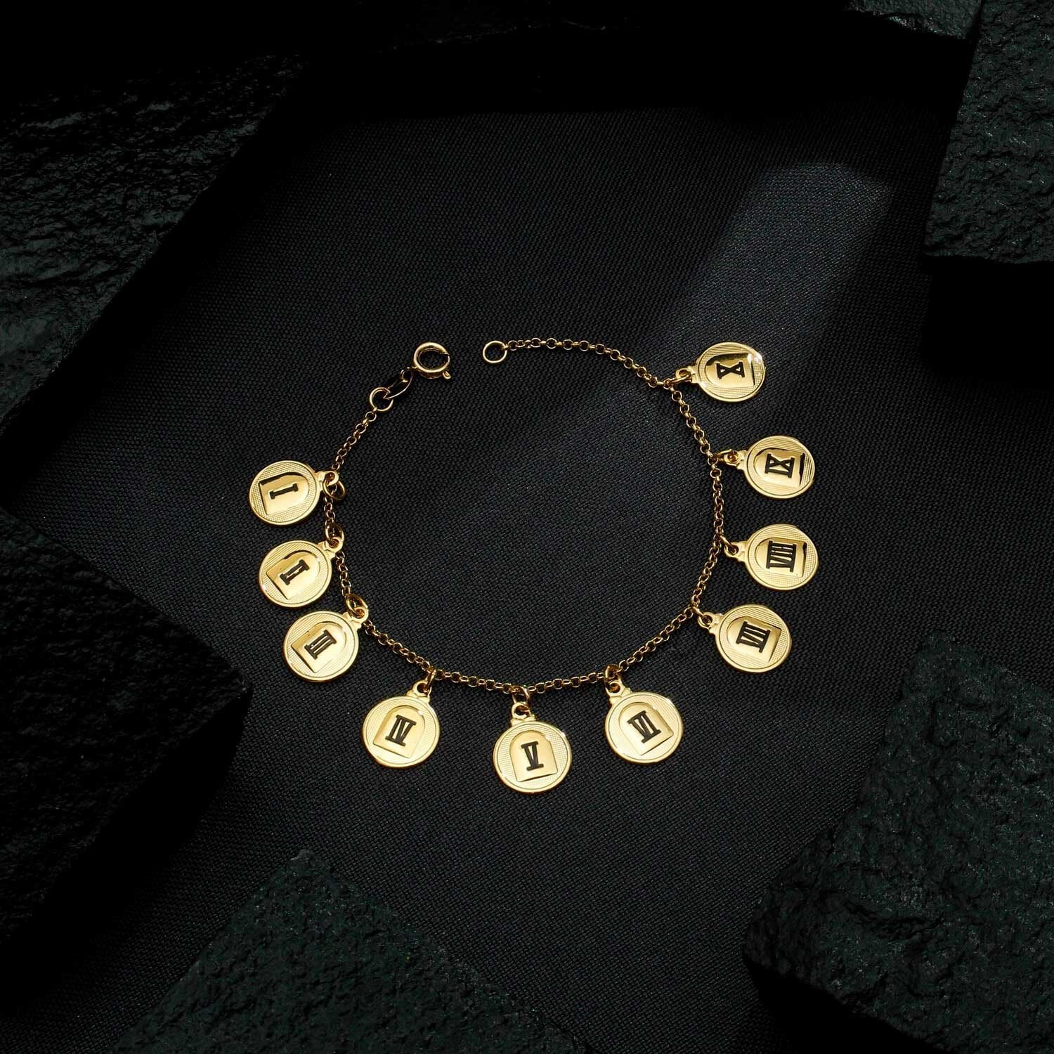 Pulseira Dourada 10 Dez Mandamentos Banhado a Ouro 24K